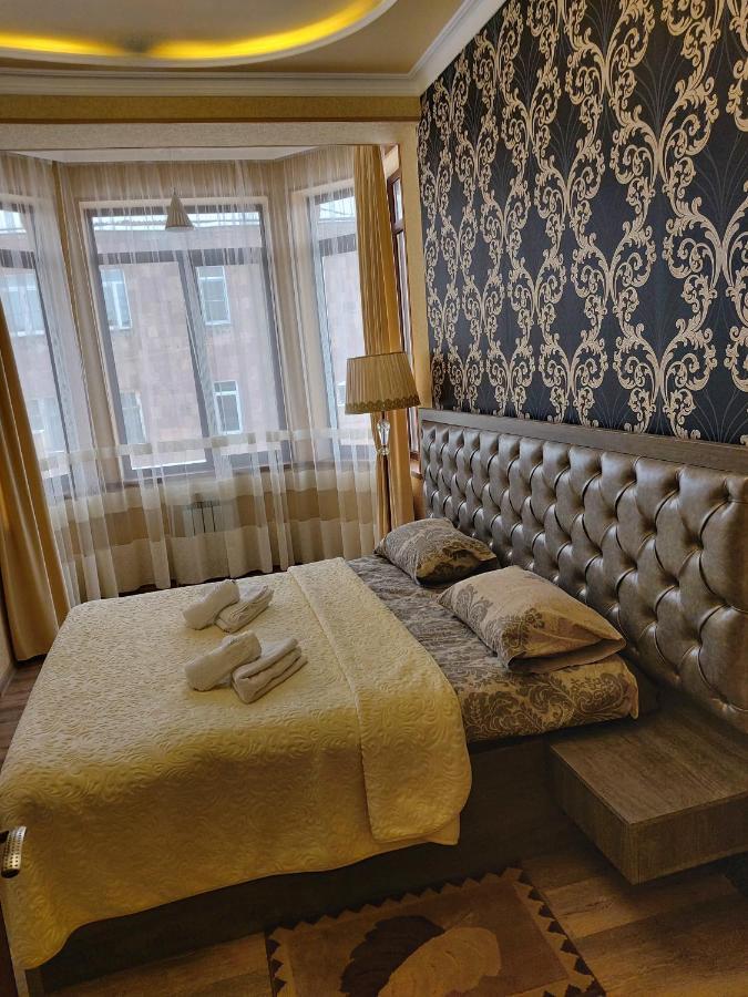 Hotel Felisa Gjumri Exteriör bild